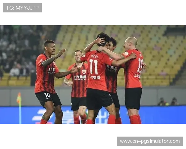 申花新赛季4-3-3搏命阵型浮现，外援三叉戟领衔锋线