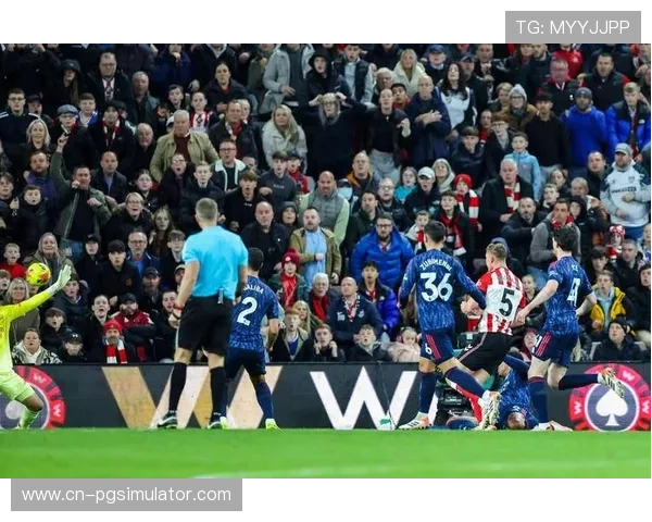 摩纳哥与巴黎圣日耳曼上演法国内战，争夺淘汰赛席位